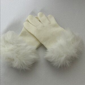 White Knit Mittens with White Faux Fur Trim Ladies Size Large Winter Gloves